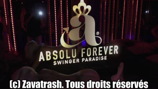 Sexe Amateur - Trio bisexuelle intense entre libertines assoiffées de foutre.