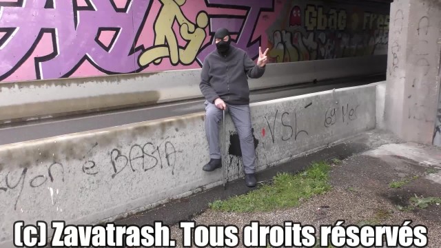 BLOWBANG BUKKAKE | Ça suce des bites sous le pont de Pierre-Bénite !  Faces Crémées et Gorges Remplies