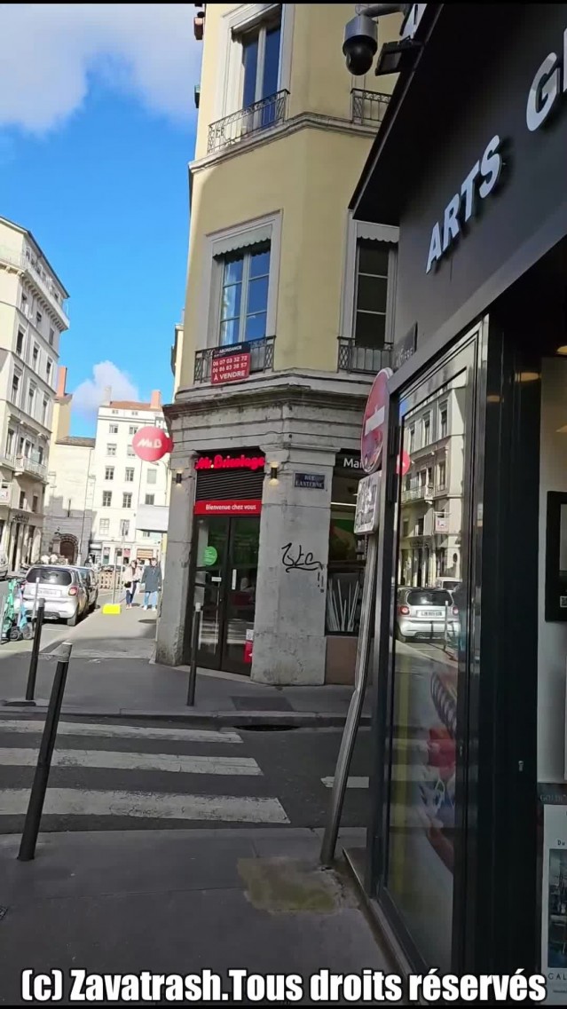 La Lanterne Love shop | Une libertine suce des bites | Un déluge de FOUTRE pour la SHAGASS