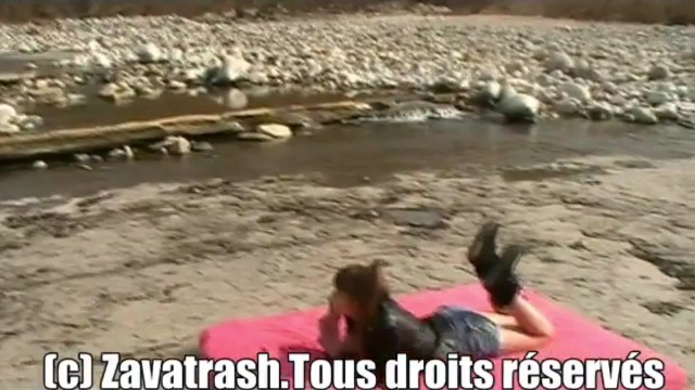 Vegas La pouffiasse au bord de la rivière